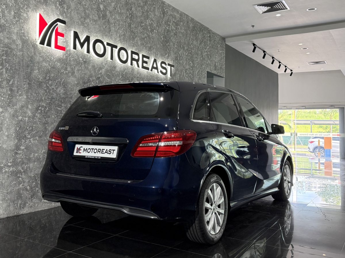 MERCEDES BENZ B180 STYLE (R16 LED) - Image 2
