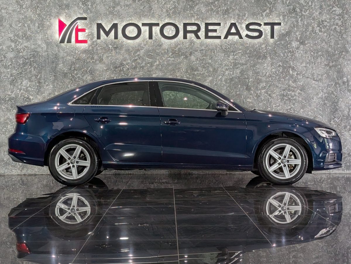 AUDI A3 SEDAN 1.0 TFSI S TRONIC (LED) - Image 2