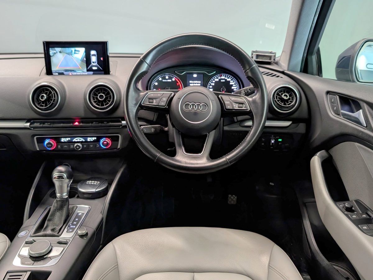 AUDI A3 SEDAN 1.0 TFSI S TRONIC (LED) - Image 4