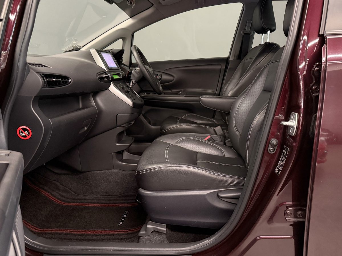 TOYOTA WISH 1.8 CVT ELEGANCE - Image 5