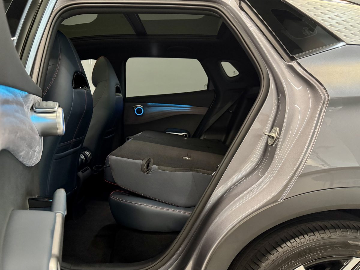 BYD ATTO 3 100KW SUNROOF - Image 9