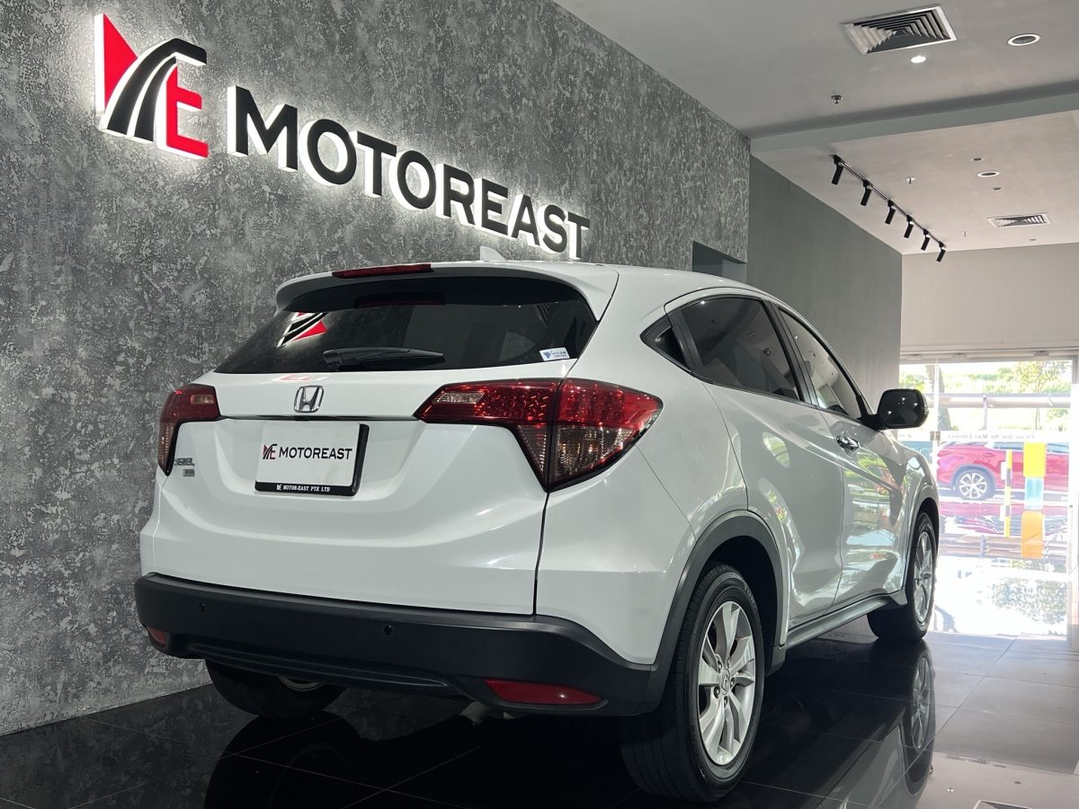 HONDA VEZEL 1.5X A - Image 3