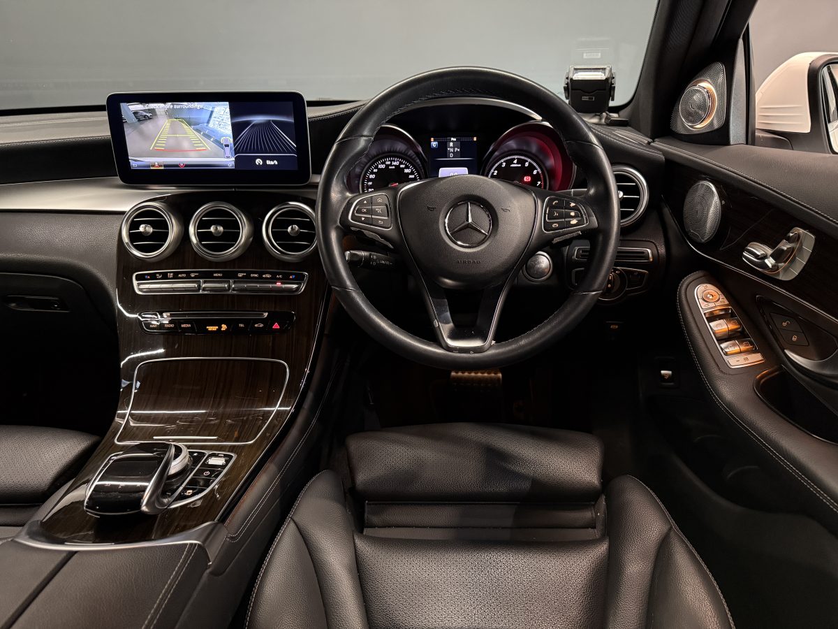 MERCEDES BENZ GLC200 (R18 LED) - Image 4