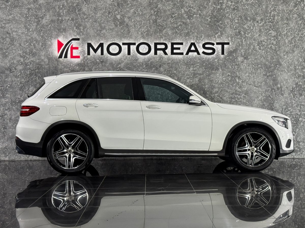 MERCEDES BENZ GLC200 (R18 LED) - Image 2